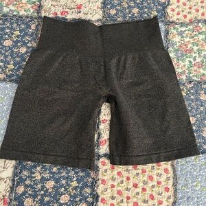 NVGTN Women's Pro Shorts - Black Speckled, Size M